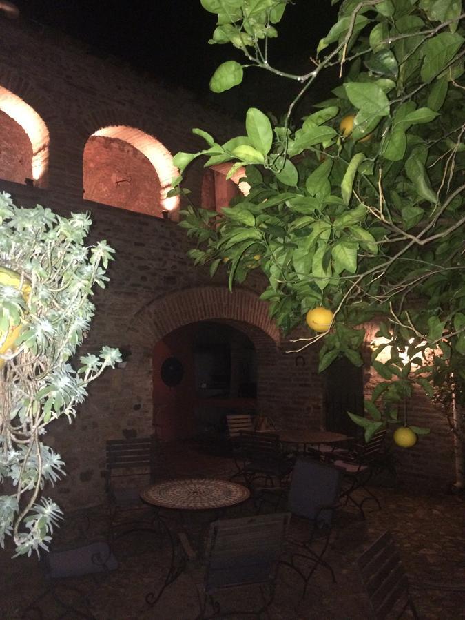 La Vieille Demeure Hotell Torreilles Eksteriør bilde